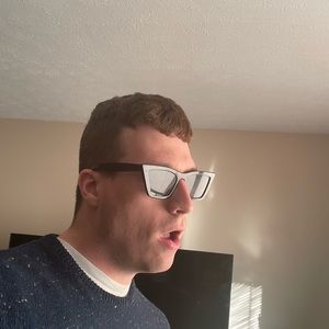 Meet your Posher, Luke